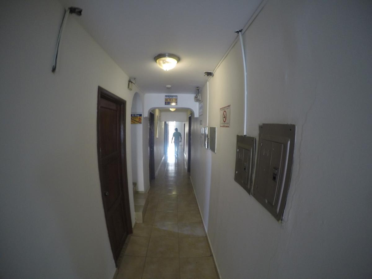 Backpacker Inn Панама Сити Екстериор снимка
