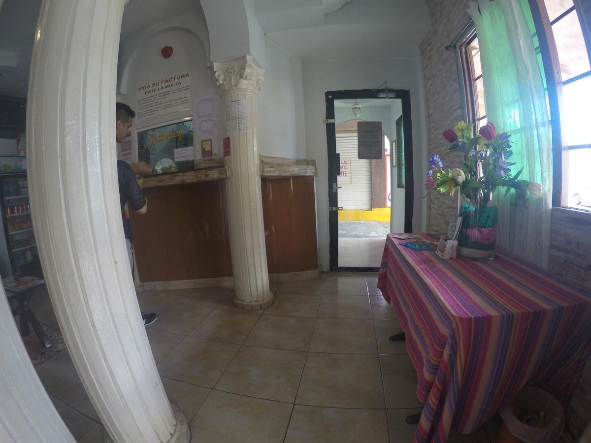 Backpacker Inn Панама Сити Екстериор снимка